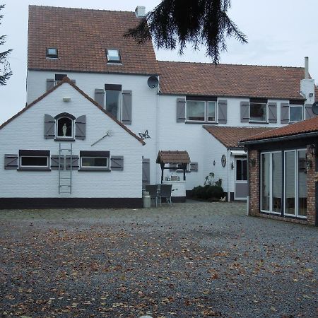 B&B De Kroonhoeve Beringen Exterior photo