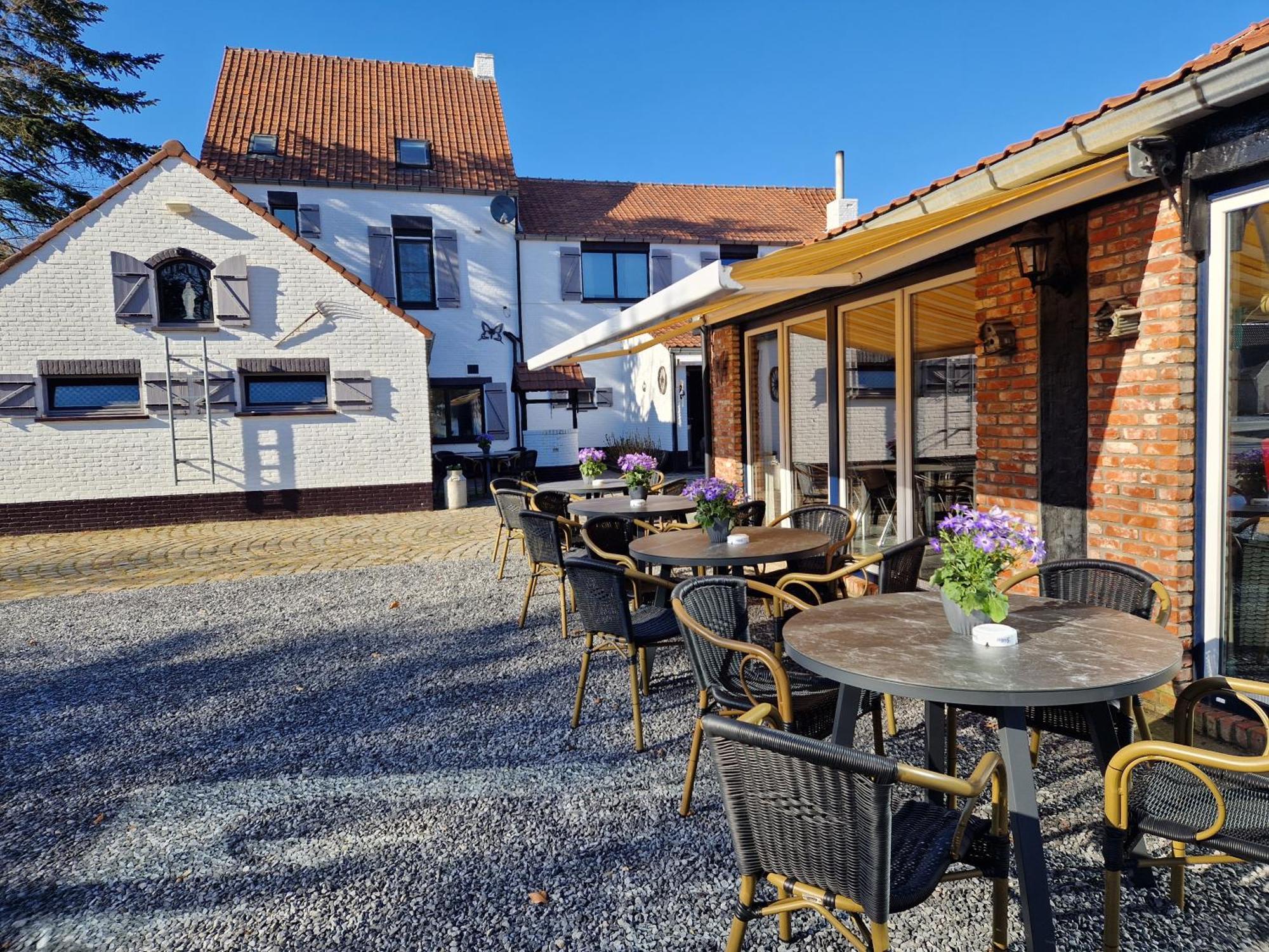B&B De Kroonhoeve Beringen Exterior photo